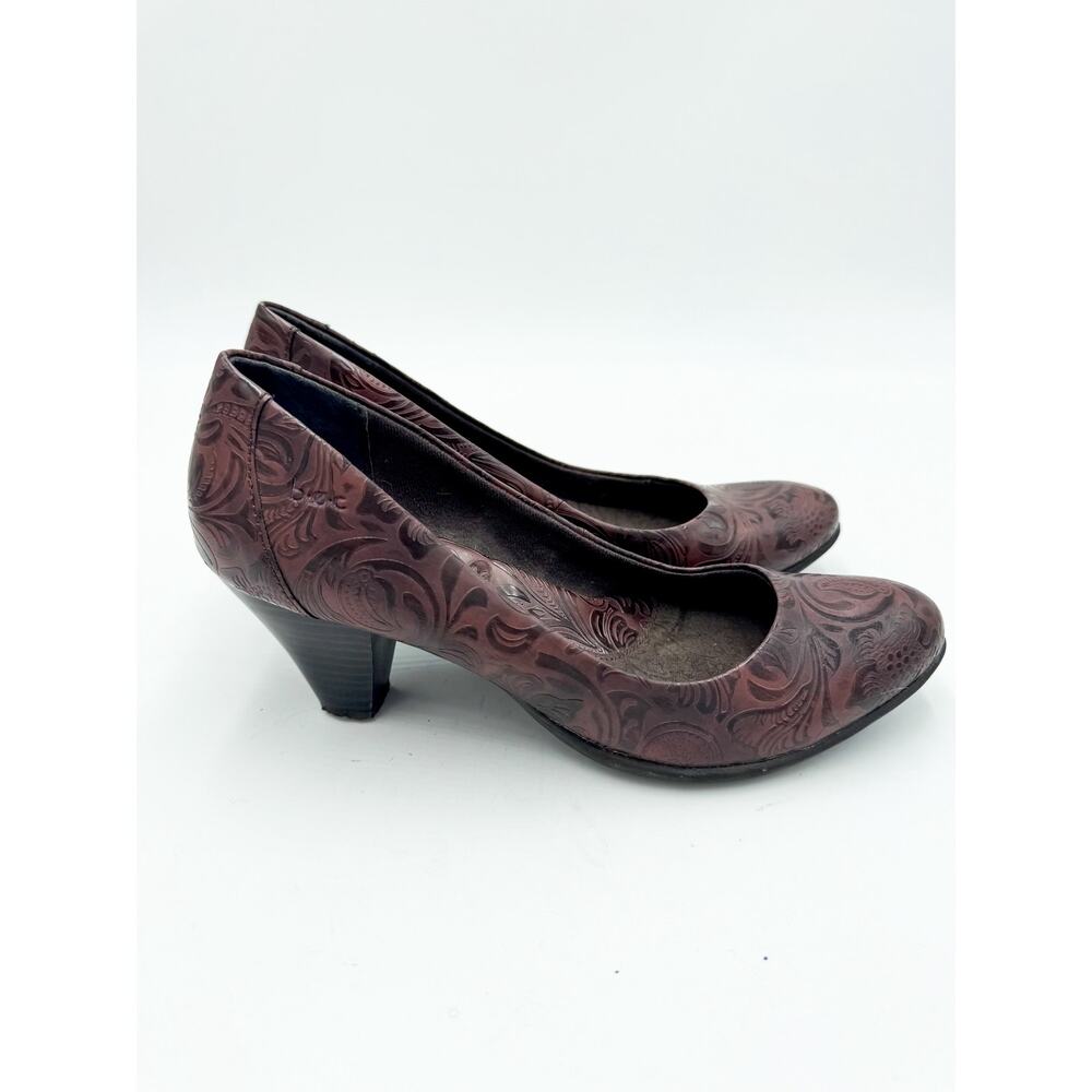 b.o.c Born Concept Alva Embossed Floral Heels Sz 7.5